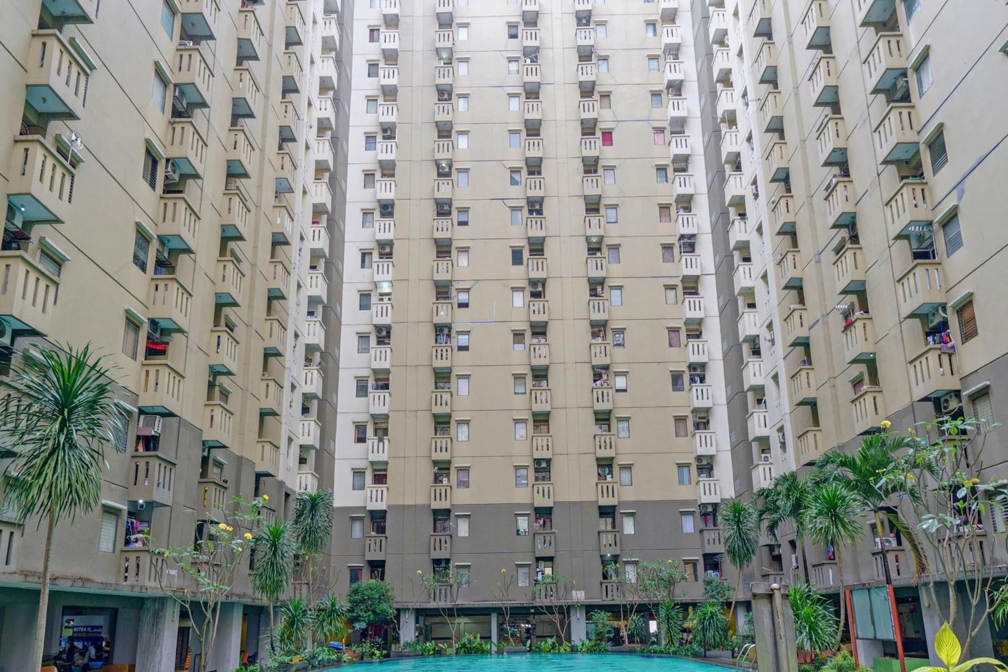 Hotel Oyo Life 93030 Gateway Cicadas By Inpro 2*